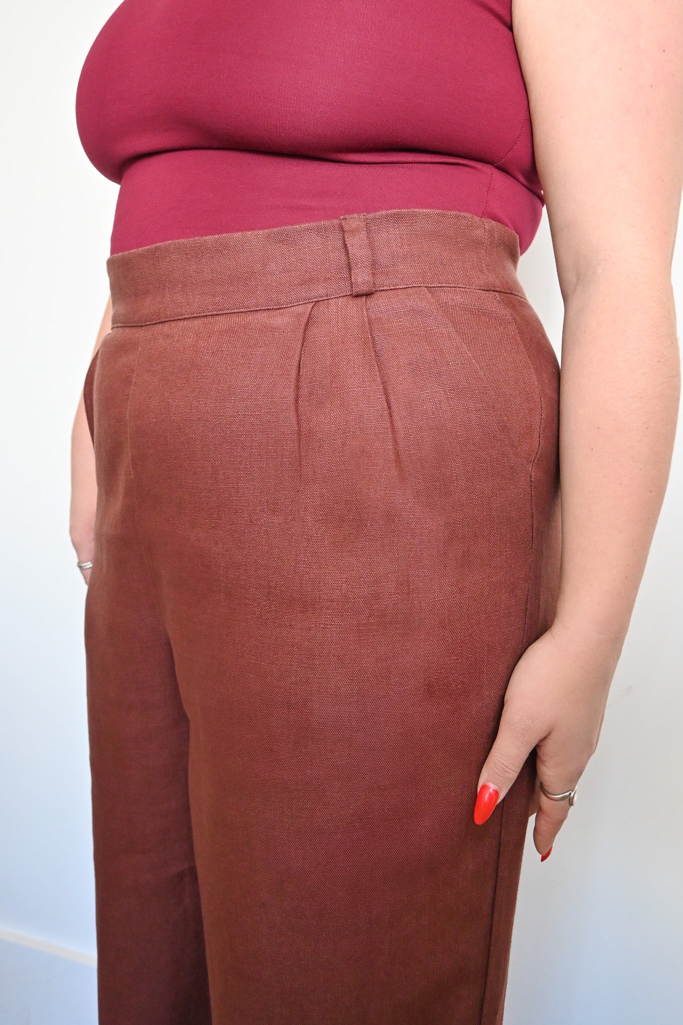 The Acaso Perfect Fit Trouser in Chocolate